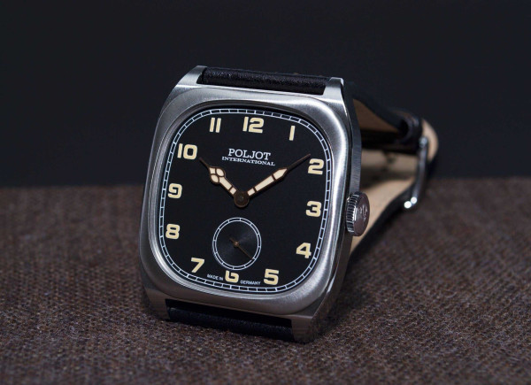 Часовник POLJOT INTERNATIONAL BOLSHOI VINTAGE 38.5X38.5MM