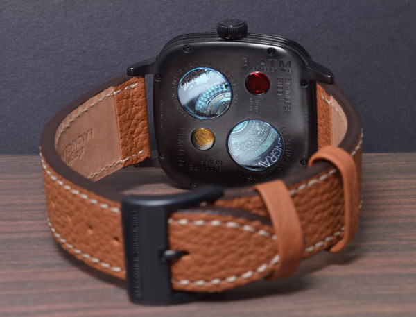 Часовник ALEXANDER SHOROKHOFF KANDY QR 41х41MM LIMITED EDITION 5PCS