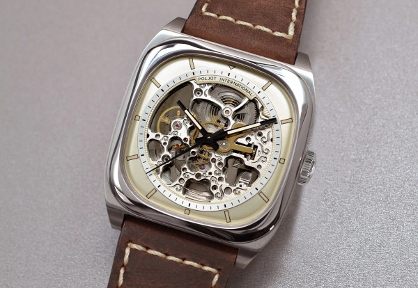 Часовник POLJOT INTERNATIONAL BOLSHOI MASEPA 38.5X38.5MM