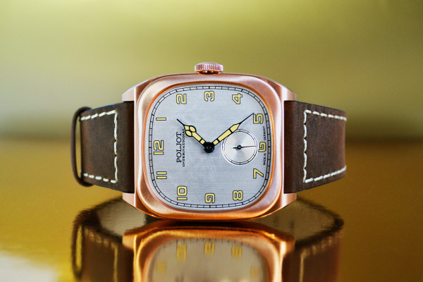 POLJOT INTERNATIONAL BOLSHOI VINTAGE 38.5X38.5MM