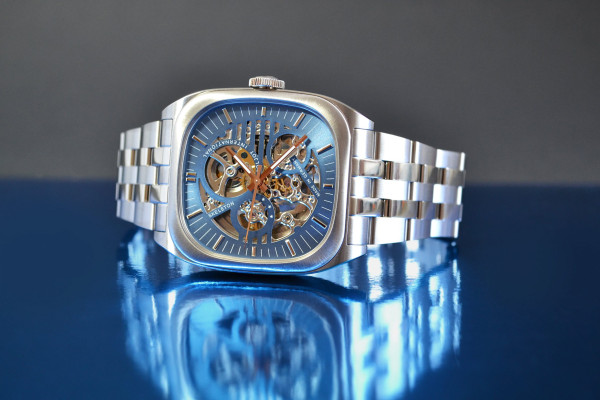 Часовник POLJOT INTERNATIONAL BOLSHOI NUTCRACKER 38.5X38.5MM
