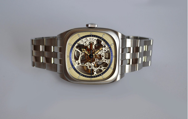 Часовник POLJOT INTERNATIONAL BOLSHOI MASEPA 38.5X38.5MM