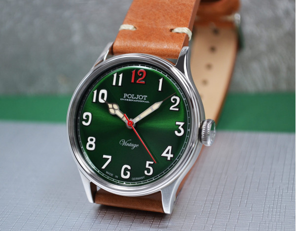 Часовник POLJOT INTERNATIONAL RETRO CLASSIC AUTOMATIC  39MM