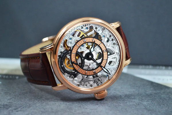 Часовник POLJOT INTERNATIONAL QUEEN VICTORIA 43MM LIMITED EDITION 300