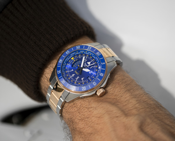 ЧАСОВНИК  AVIATOR AIRACOBRA GMT 42.8MM