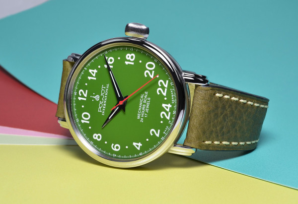 Часовник POLJOT INTERNATIONAL POLAR BEAR 43MM