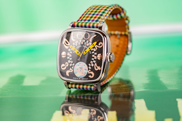 Часовник ALEXANDER SHOROKHOFF Kandy Fantasy 41 x 41 mm LIMITED EDITION 30PCS