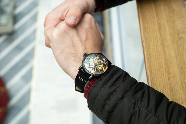 Часовник POLJOT INTERNATIONAL BERINGO 43MM LIMITED EDITION 400 PIECES