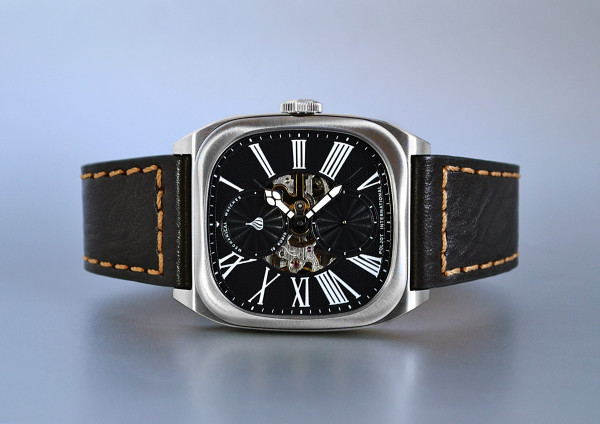 Часовник POLJOT INTERNATIONAL BOLSHOI CLASSIC 38.5X38.5MM
