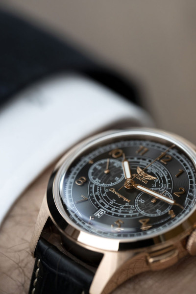 ЧАСОВНИК AVIATOR HERITAGE CHRONOGRAPH TRIMETER LIMITED EDITION 43MM